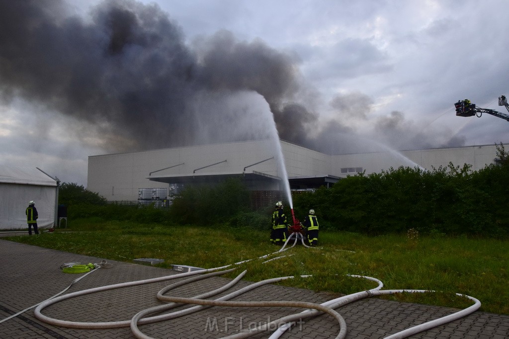 Grossbrand Halle Troisdorf Kriegsdorf Junkersring P129.JPG - Miklos Laubert